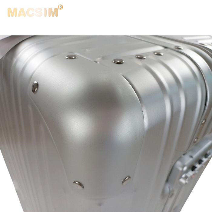 [THANH LÝ GIẢM 50% - VALI NHÔM NGUYÊN KHỐI MACSIM BỊ LỖI NHẸ] Vali du lịch cao cấp hợp kim nhôm nguyên khối Macsim MS1104 – Silver – Size 29 inches