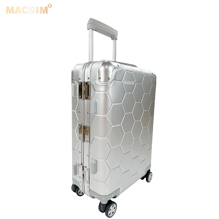 [1/2 GIÁ]Vali nhôm đúc 20 inch – Khóa vân tay – Lỗi nhẹ nứt nhựa trong | Có video thật | Duy nhất 1 cái | Giá tốt