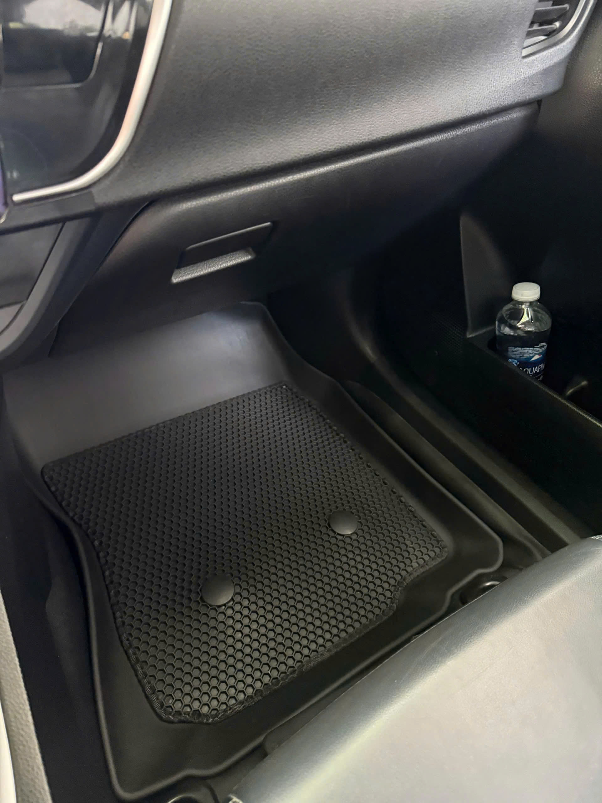 Thảm lót sàn ô tô Toyota Altis 2015-2021 (Mã 03 LG)