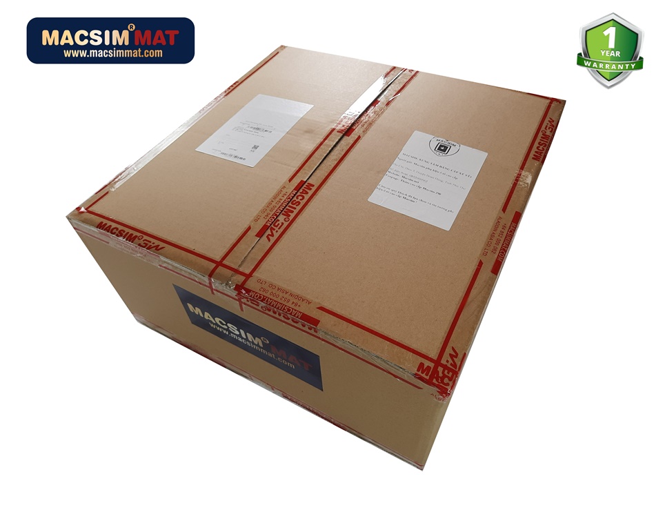 Bạt phủ ô tô  Mercedes-Benz GLC /GLA/GLK nhãn hiệu Macsim sử dụng trong nhà và ngoài trời chất liệu Polyester - màu đen