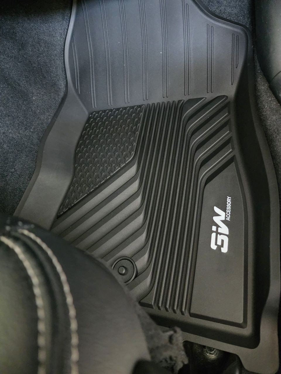 Thảm lót sàn xe ô tô Subaru Forester 2018- đến nay   Nhãn hiệu Macsim 3W chất liệu nhựa TPE đúc khuôn cao cấp - màu đen