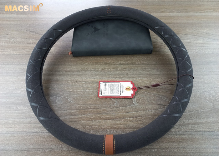 Bọc vô lăng cao cấp Macsim mã 8858 màu đen + nâu