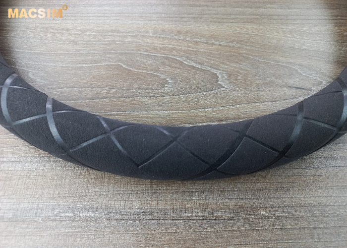 Bọc vô lăng cao cấp Macsim mã 8858 màu đen + nâu
