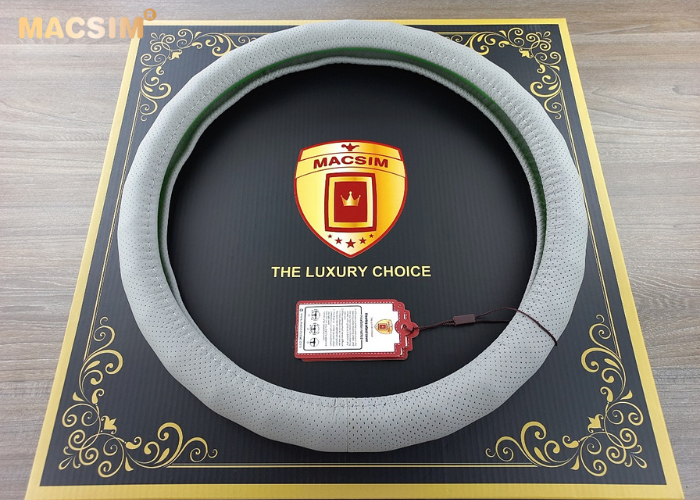 Bọc vô lăng cao cấp Macsim mã 8932 màu ghi xám - Chất liệu da thật - Khâu tay 100% size M