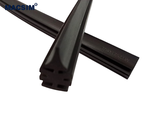 Combo cần gạt nước mưa ô tô Nano Silicon Macsim cho xe Mitsubishi Pajero 2013-2017, Outlander 2011+