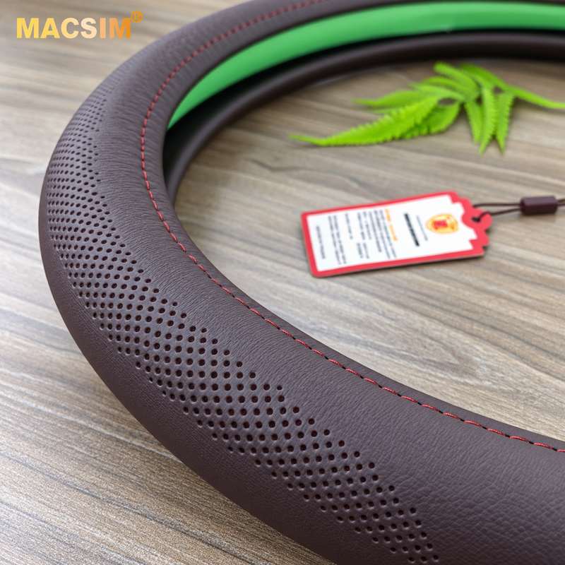 Bọc vô lăng ô tô da Napan lõi silicon mã 8933 màu coffe