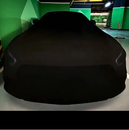 Bạt phủ ô tô BMW 7 series nhãn hiệu Macsim sử dụng trong nhà chất liệu vải thun - màu đen và màu đỏ