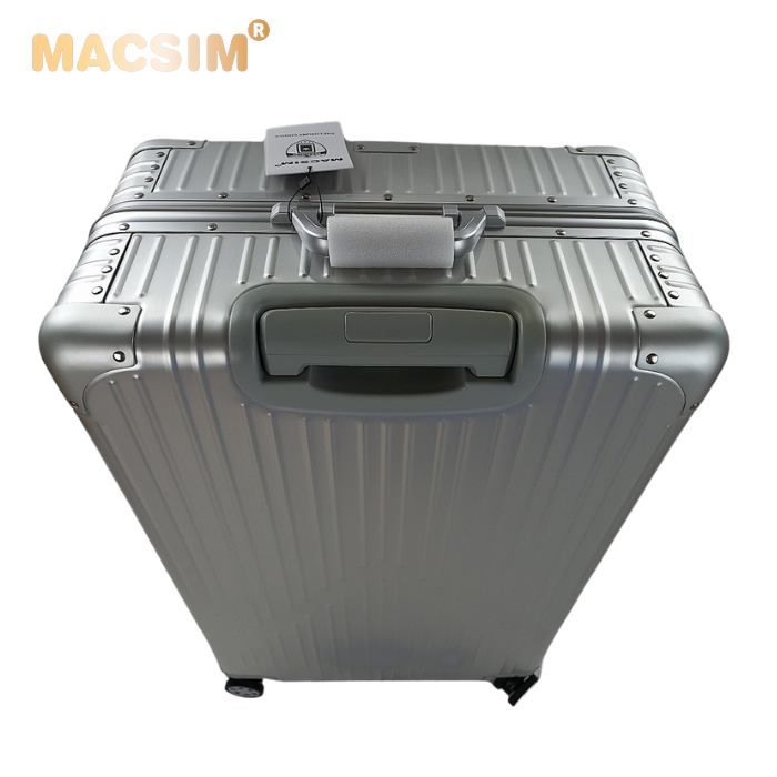 [THANH LÝ GIẢM 50% - VALI NHÔM NGUYÊN KHỐI MACSIM BỊ LỖI NHẸ] Vali du lịch cao cấp hợp kim nhôm nguyên khối Macsim MS1104 – Silver – Size 29 inches