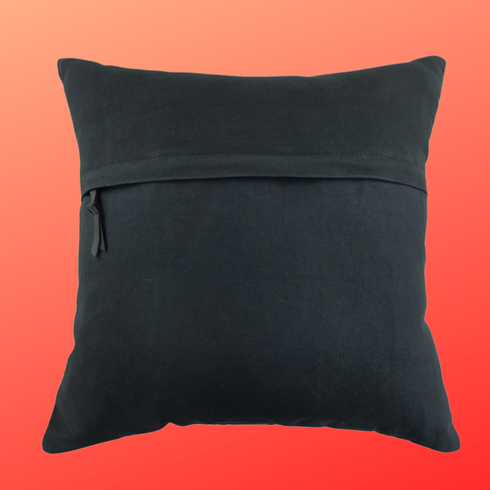 Gối tựa lưng ô tô, gối tựa đầu đa năng, gối sofa cao cấp Macsim kích thước 40cm x 40cm màu trắng đen (lông viền)