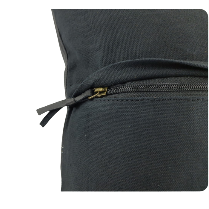 Gối tựa lưng ô tô, gối tựa đầu đa năng, gối sofa cao cấp Macsim kích thước 40cm x 40cm màu đen