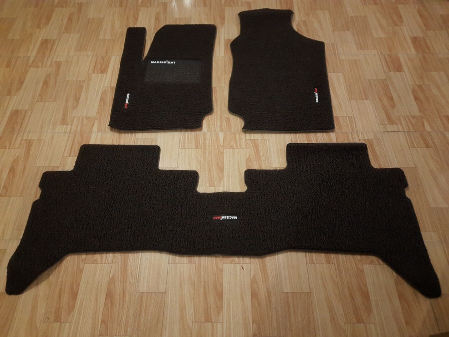 Thảm lót sàn ô tô Ford Ranger Raptor Nhãn hiệu Macsim chất liệu nhựa rối cao cấp - Thảm Ford Ranger raptor