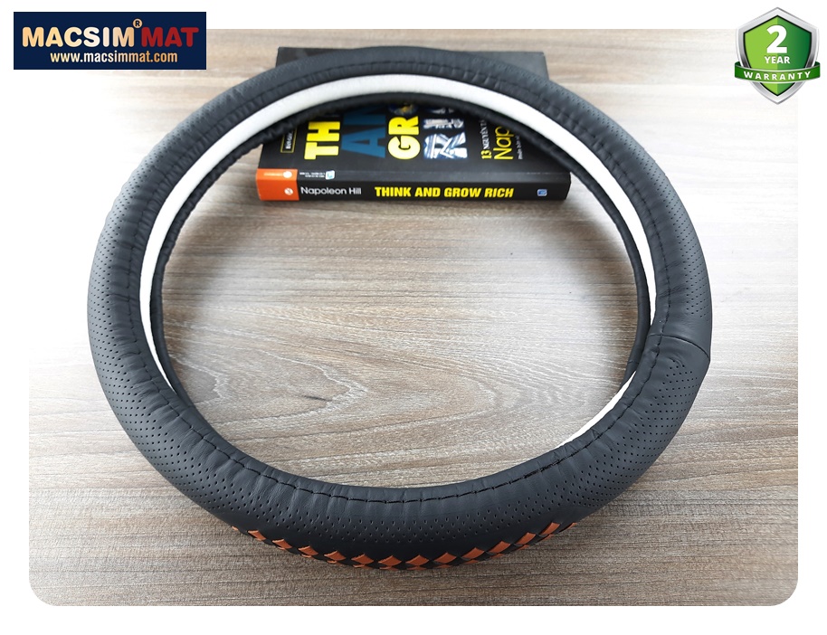 Bọc vô lăng cao  Macsim mã 8996 màu đen