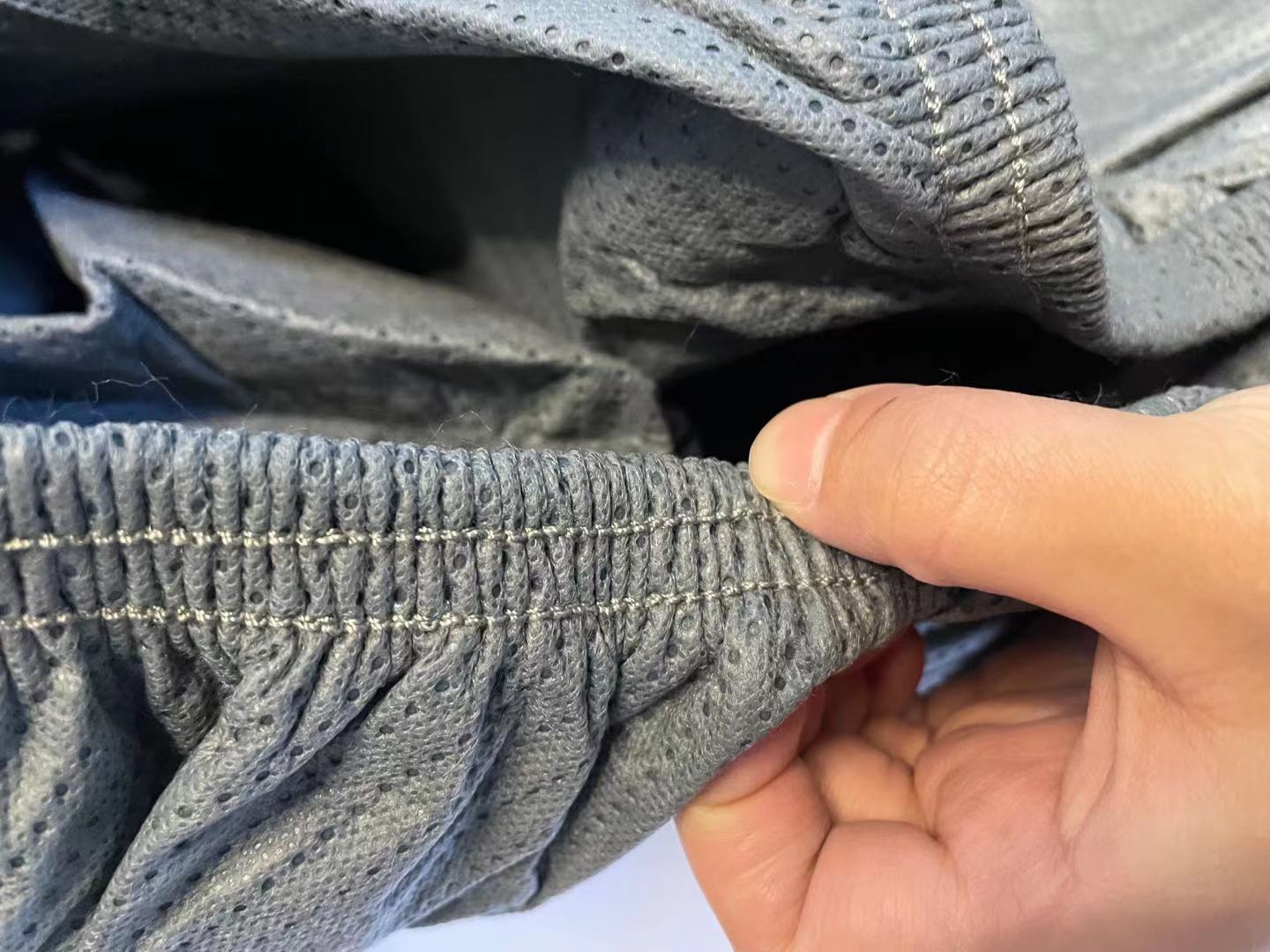 Bạt phủ không dệt ô tô SEDAN thương hiệu MACSIM dành cho Maserati Quattroporte, BMW 840i, Cadillac CT6, BMW 730Li, Mercedes-Maybach, Jaguar XJ, Lexus LS500h, màu ghi - bạt phủ trong nhà và ngoài trời