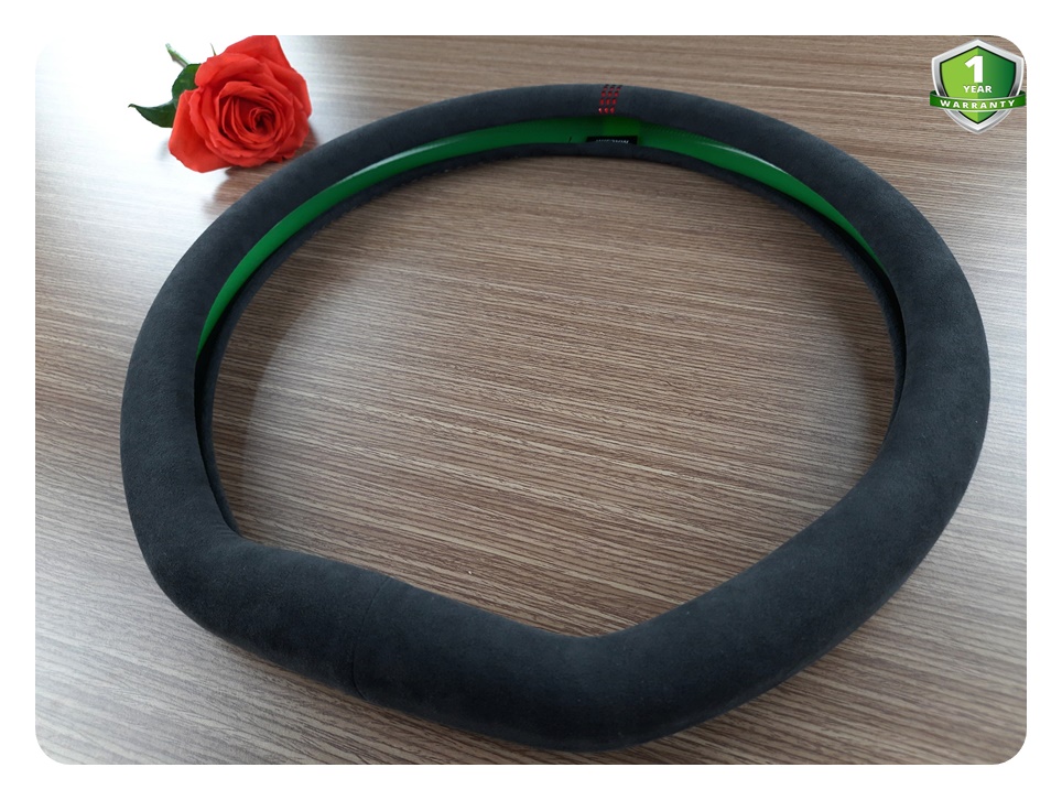 Bọc vô lăng Alcantara ALC84 nhãn hiệu Macsim