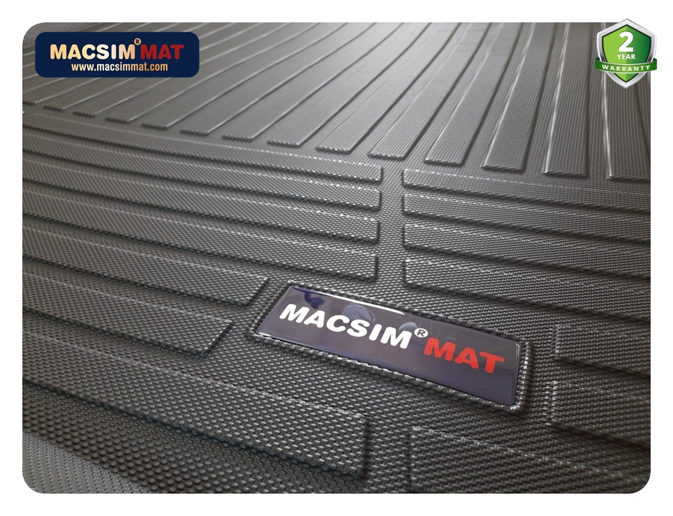 Thảm lót cốp xe ô tô Vinfast Lux SA 2018-đến nay nhãn hiệu Macsim chất liệu TPV cao cấp màu đen