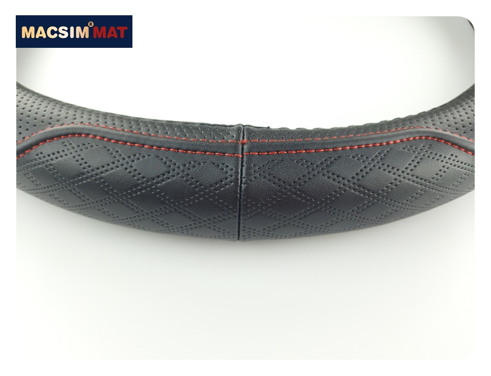 Bọc vô lăng cao cấp Macsim mã L612 size M màu đen lõi silicon