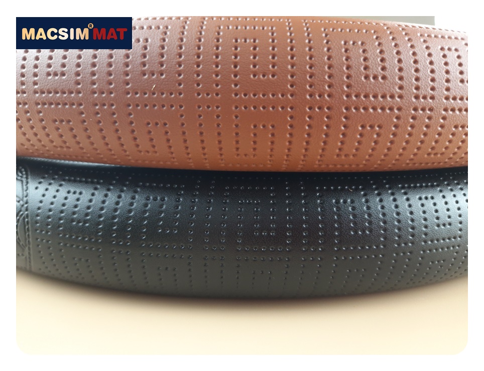 Bọc vô lăng cao cấp Macsim mã L620 chất liệu da thật - Khâu tay 100% size M màu đen