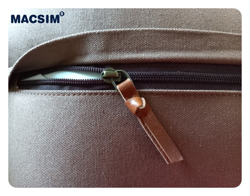 Gối tựa lưng ô tô, gối tựa đầu đa năng, gối sofa cao cấp Macsim kích thước 40cm x 40cm màu vàng