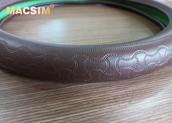 Bọc vô lăng cao cấp Macsim mã L620 mới chất liệu da thật - Khâu tay 100% size M màu  cafe