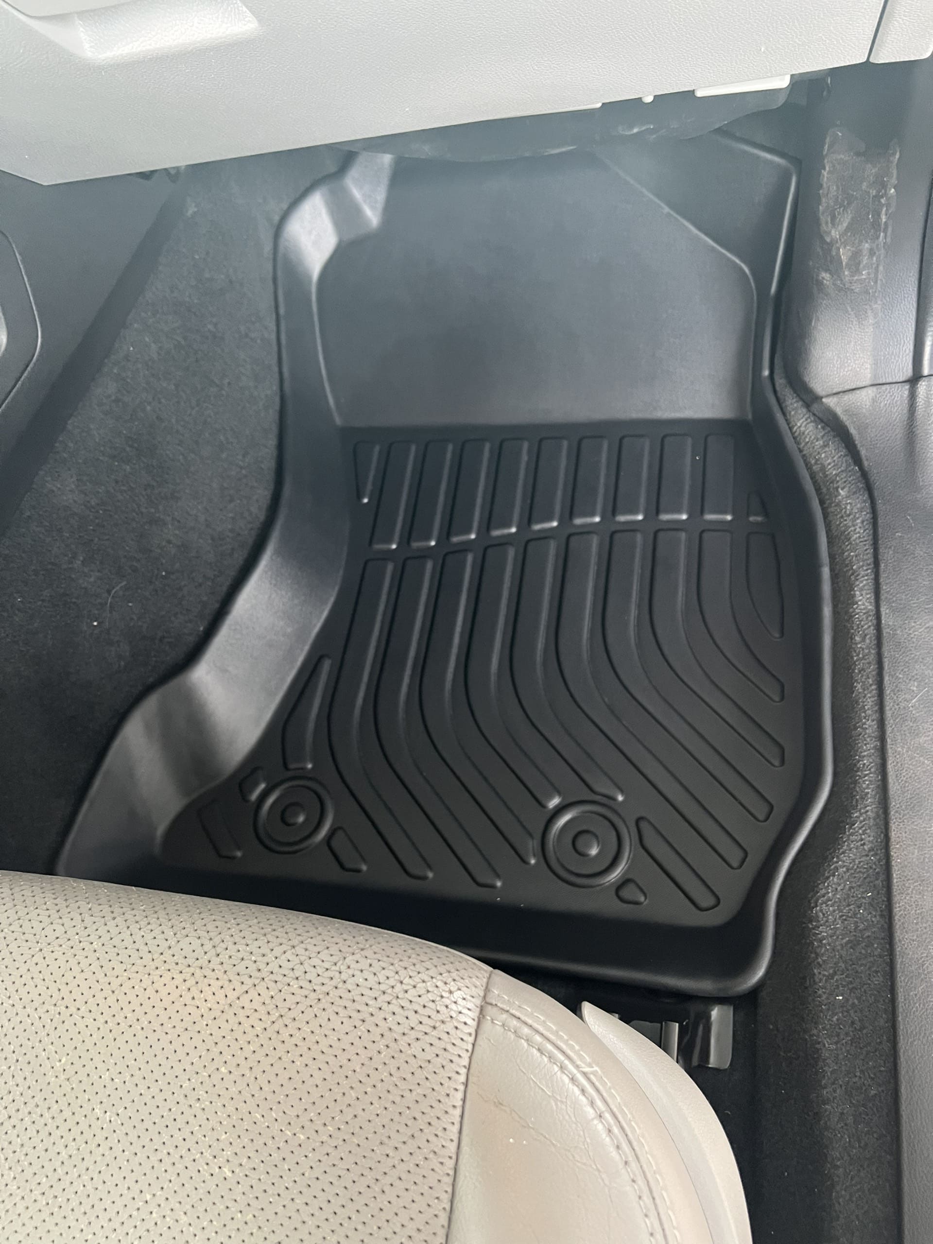 Thảm nhựa đúc nguyên khối Subaru Forester 2013-2018 (Mã S2)