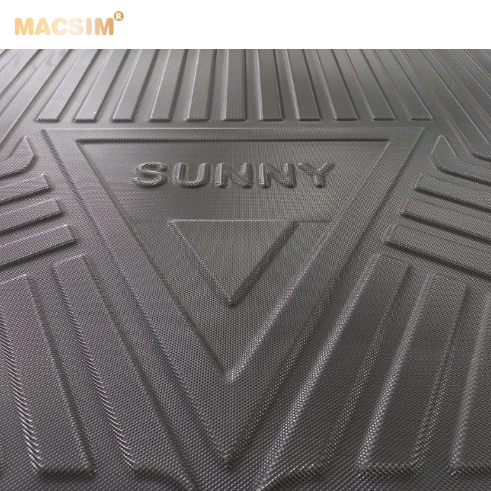 Thảm lót cốp Nissan Sunny 2014-2018 (qd) nhãn hiệu Macsim chất liệu tpv cao cấp màu đen