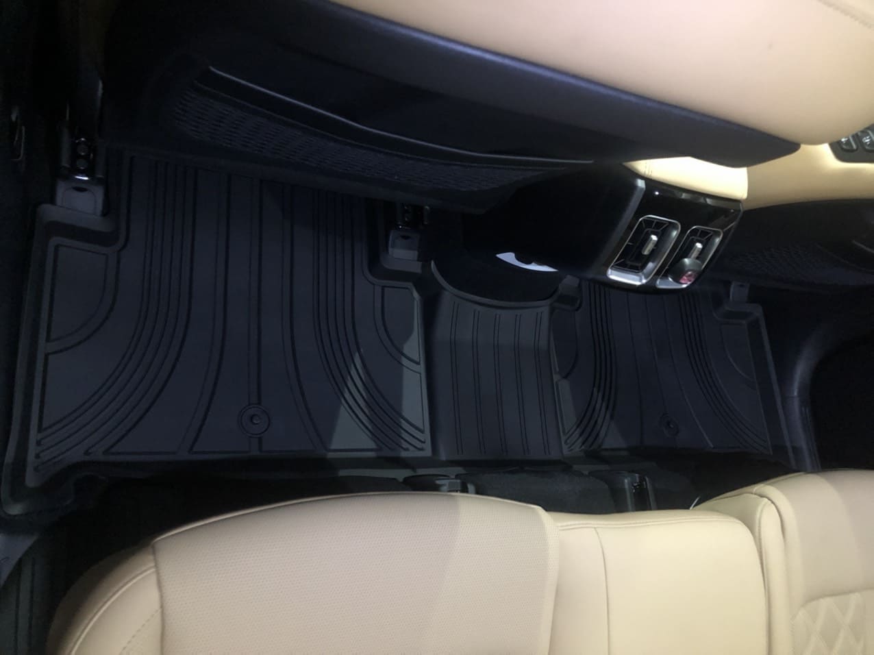 Thảm Nhựa Đúc Khuôn Kia Sorento 2021 - 2026 Macsim 3W