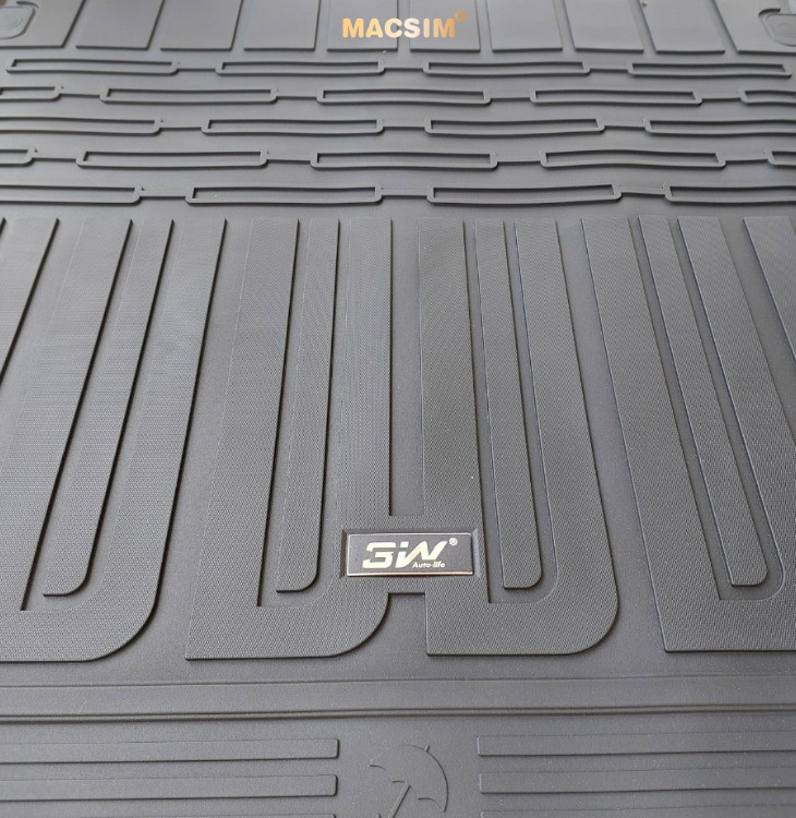 Thảm lót cốp xe ô tô LANDROVER RANGE ROVER 2023+ new nhãn hiệu Macsim 3W chất liệu TPE cao cấp màu đen