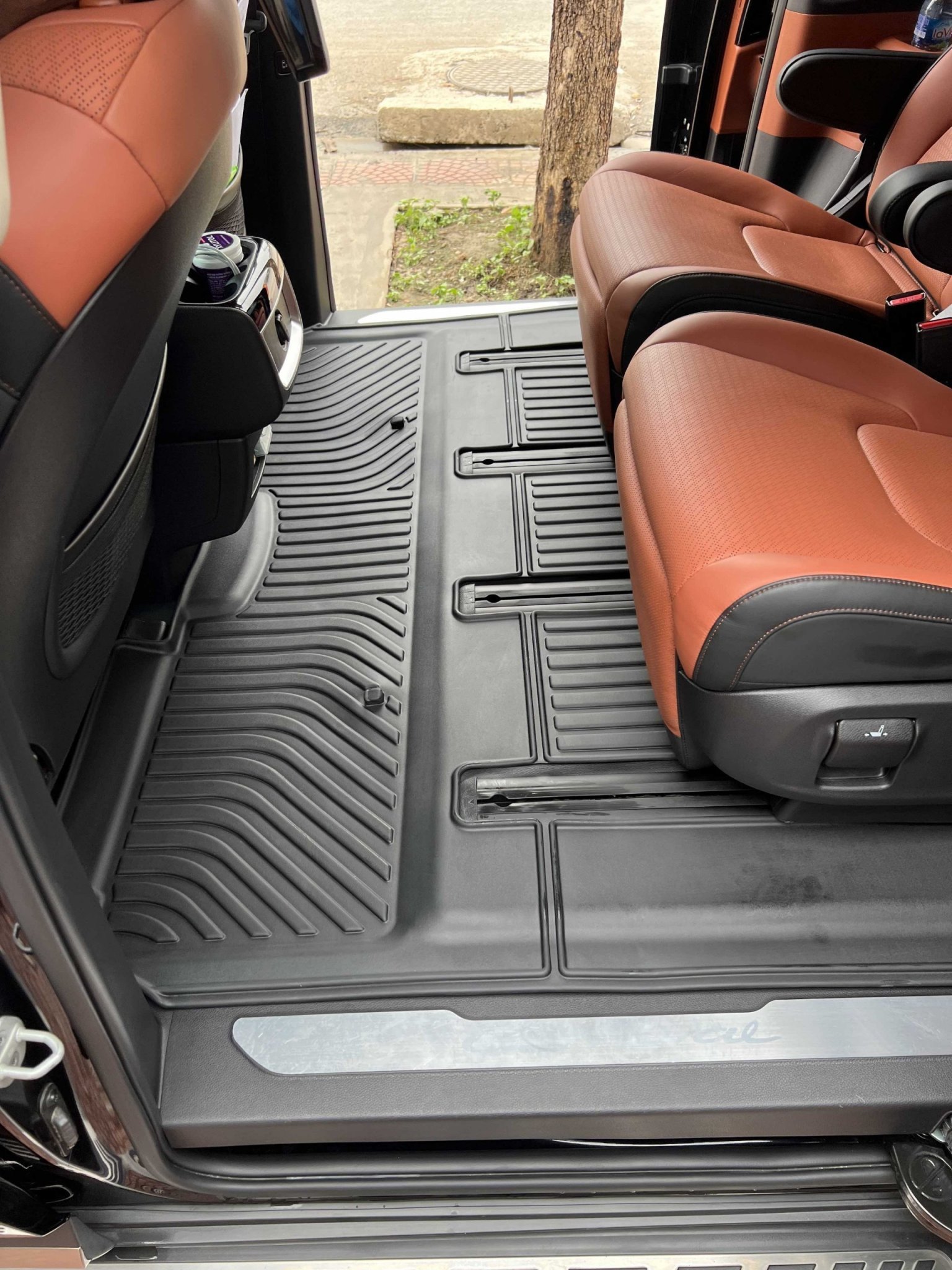 Thảm lót sàn ô tô Kia Carnival 2022   Macsim - TPE chuẩn phom, dễ vệ sinh (Mã 01)