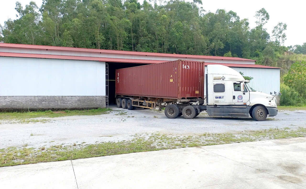 Thảm sd3 dạng lưới lục giác 2 lớp Mitsubishi Attrage (màu đen)  bề mặt cao su siêu sạch nhãn hiệu Macsim