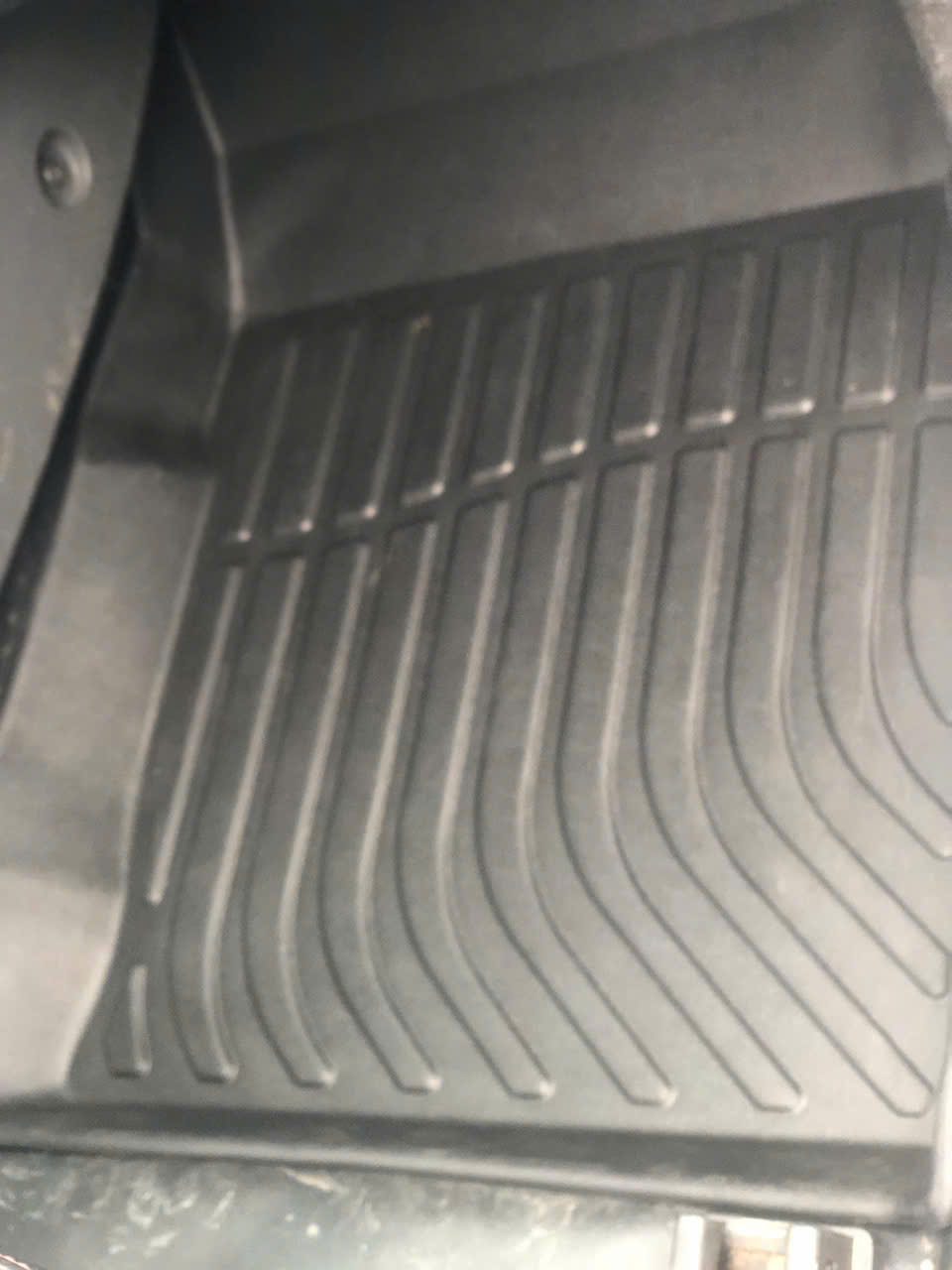 Thảm lót sàn ô tô Ford Ecosport  2012+ Macsim - Tpe chuẩn phom, dễ vệ sinh (Mã 01)