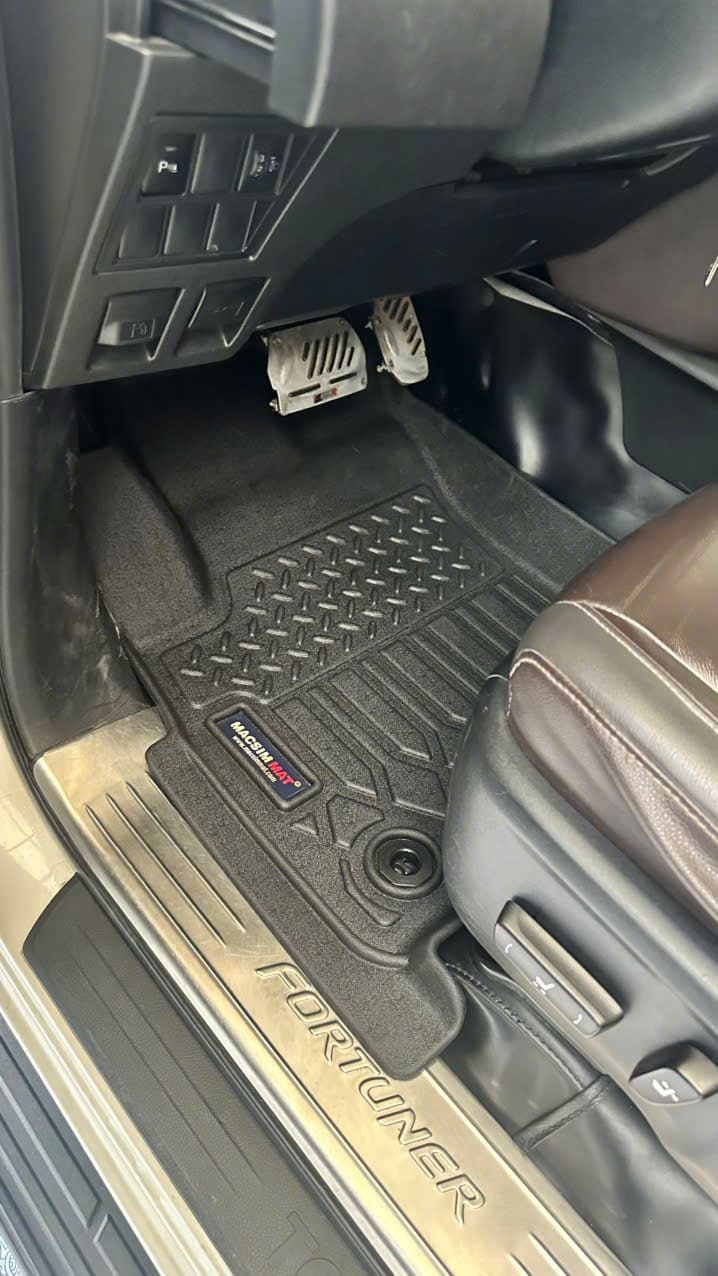 Thảm lót sàn ô tô Toyota Fortuner / Innova 2017–2022 (Mã S1)