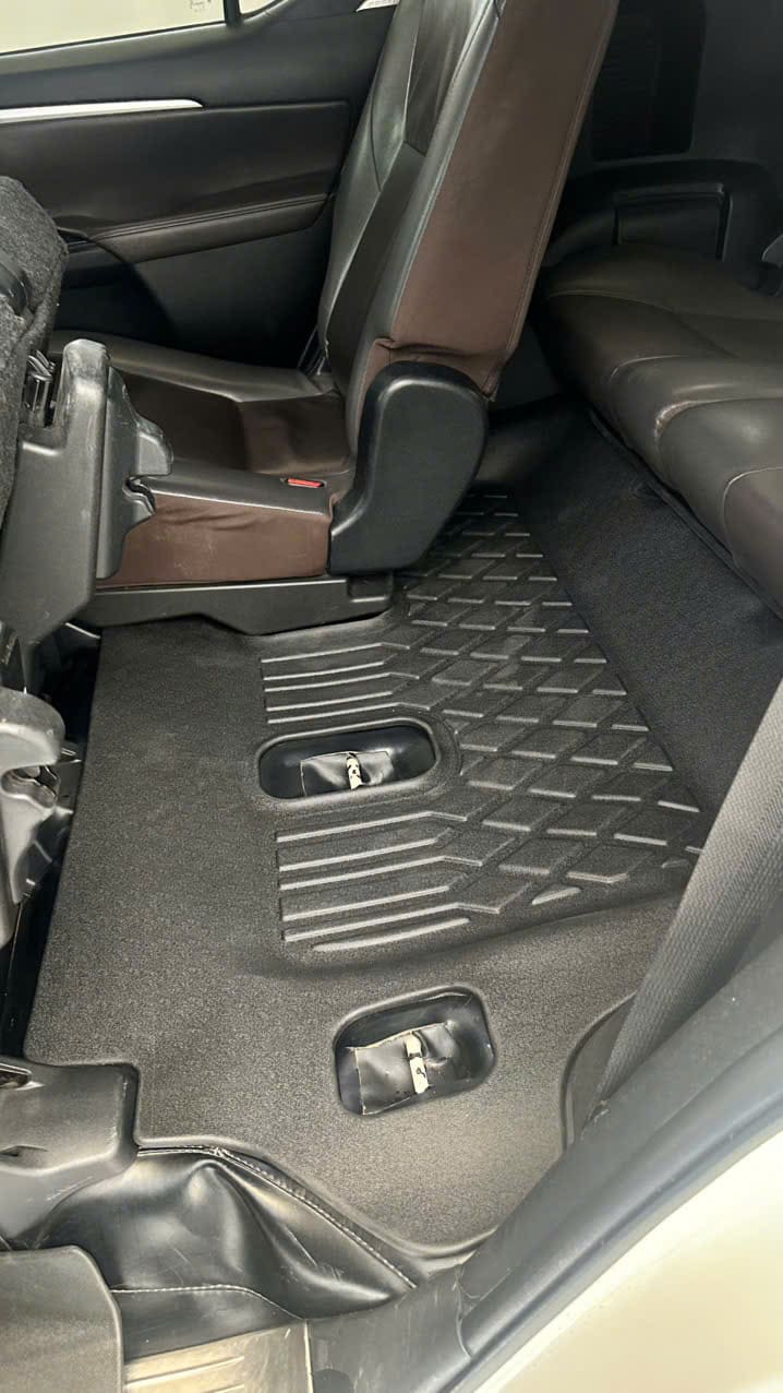 Thảm lót sàn ô tô Toyota Fortuner / Innova 2017–2022 (Mã S1)