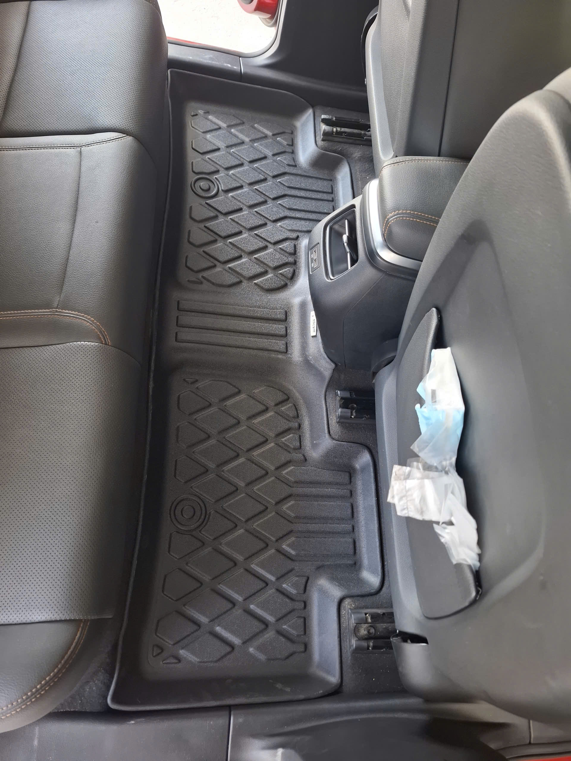 Thảm lót sàn ô tô Vinfast VF6  Macsim - Tpe chuẩn phom, Sử dụng lâu dài (Mã 01)