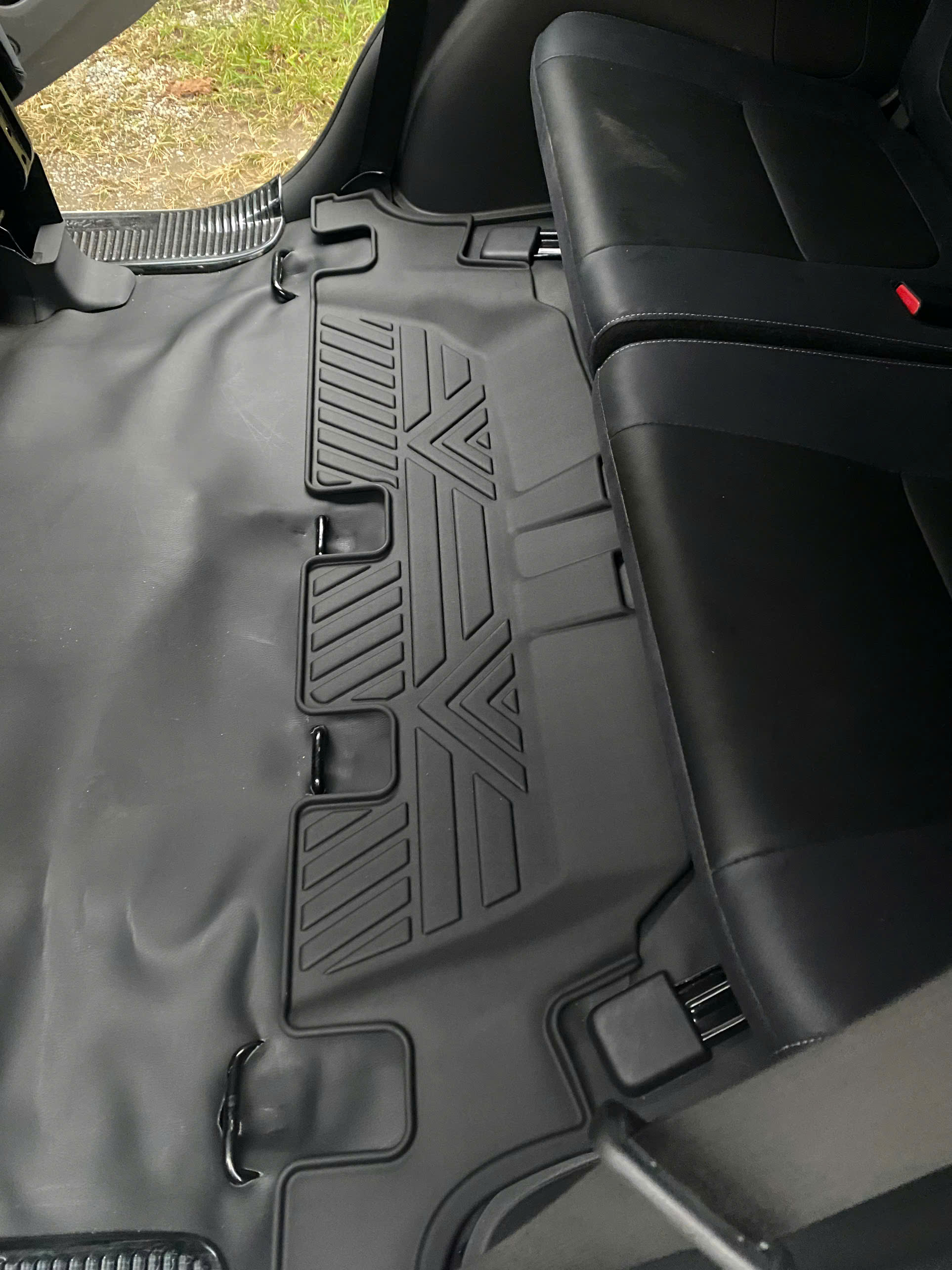 Thảm Lót Sàn Ô Tô Mitsubishi Xpander Macsim – Dệt thô chuẩn phom, Sử dụng lâu dài (Mã 03)