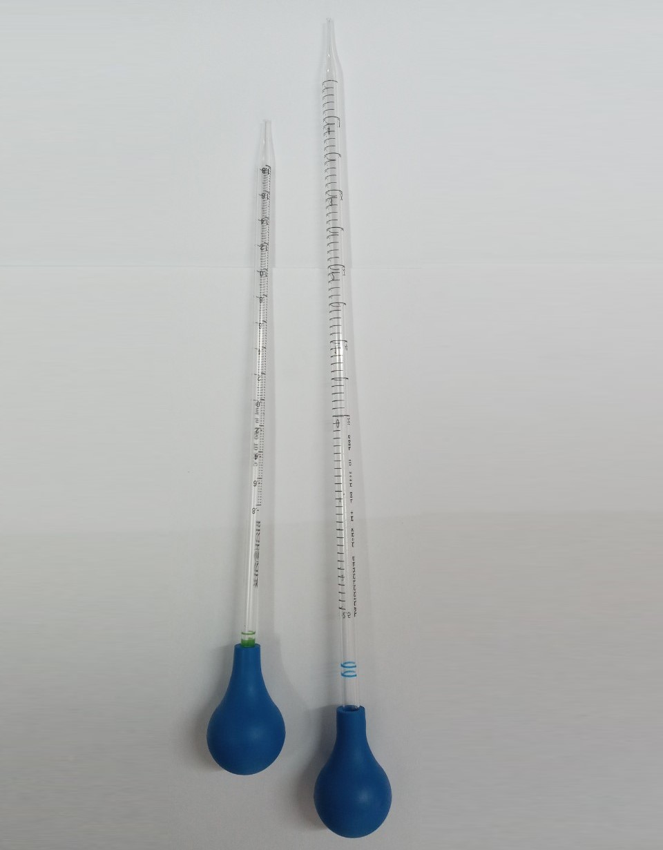 Pipet nhựa thẳng 25ml + bóp cao su màu xanh