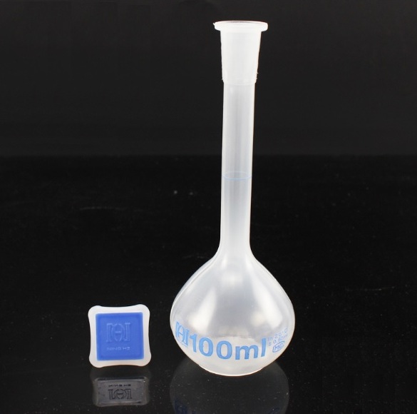 Bình định mức nhựa 100 ml