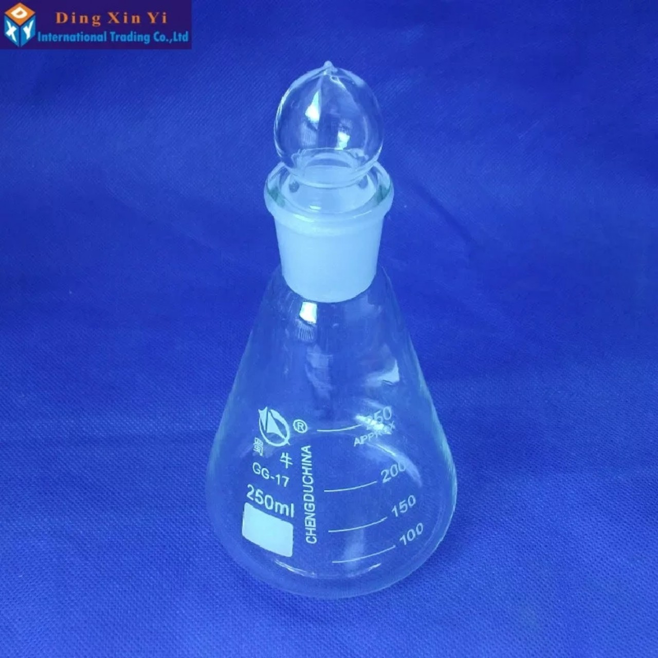 Bình tam giác 50ml nút nhám (cái)