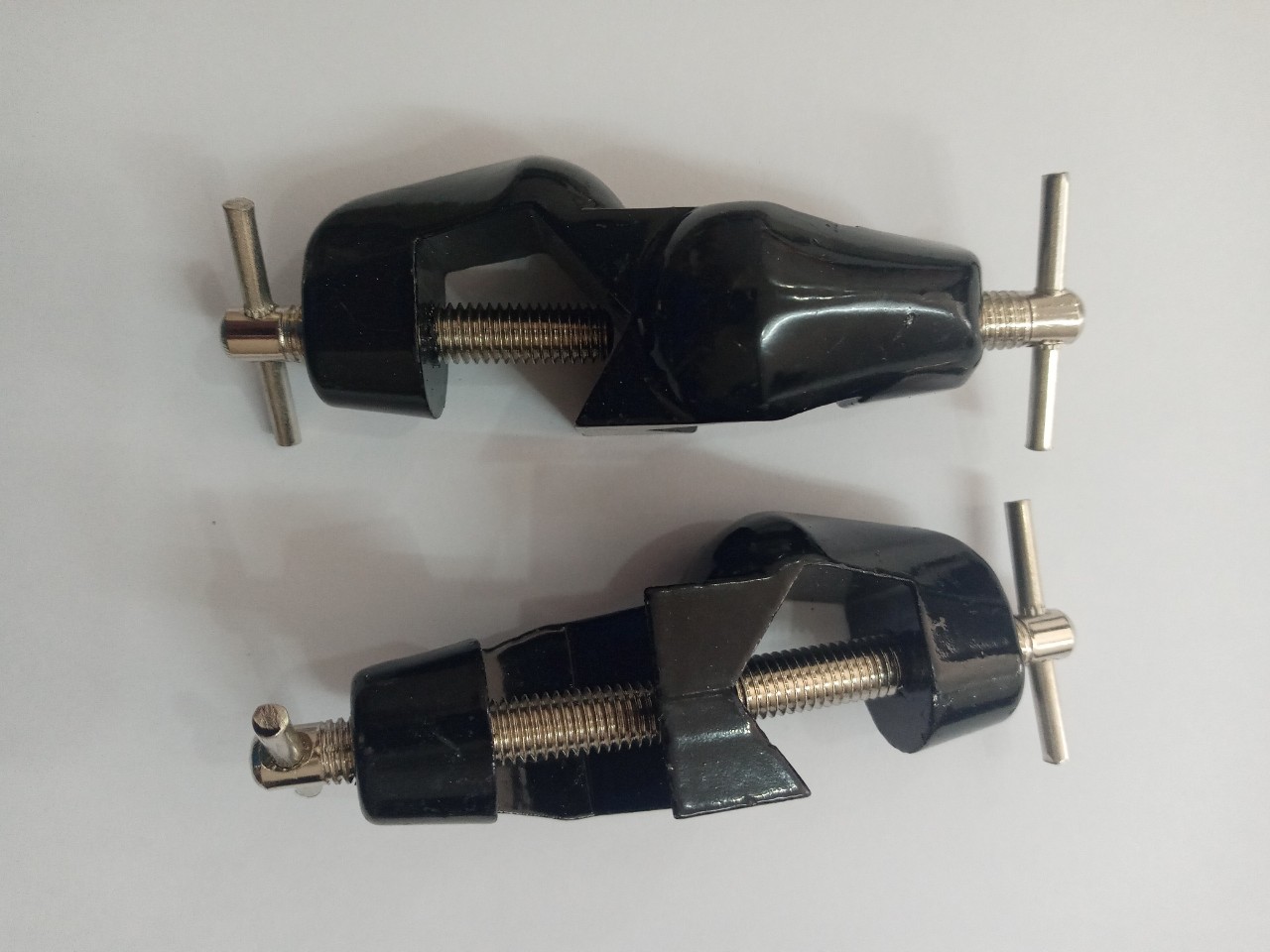 Bọ kẹp giá thí nghiệm