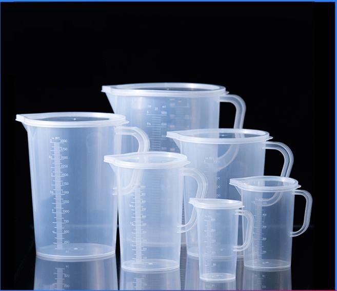 Ca nhựa có nắp 2000ml
