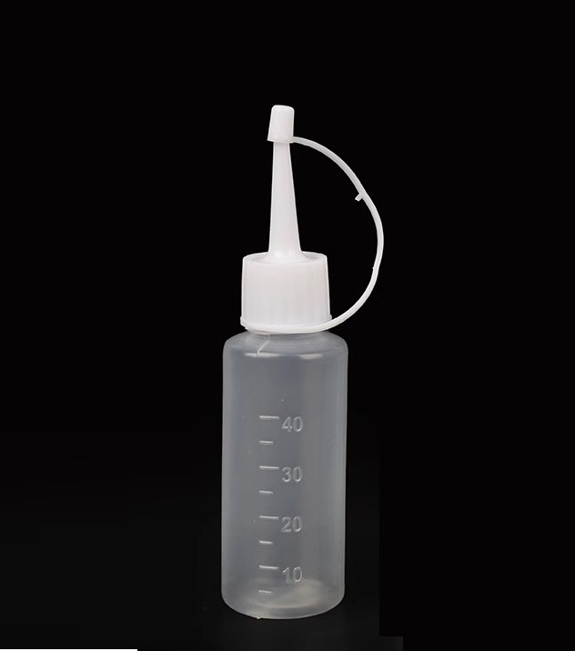 Bình tra dầu 50ml có đầu bịt