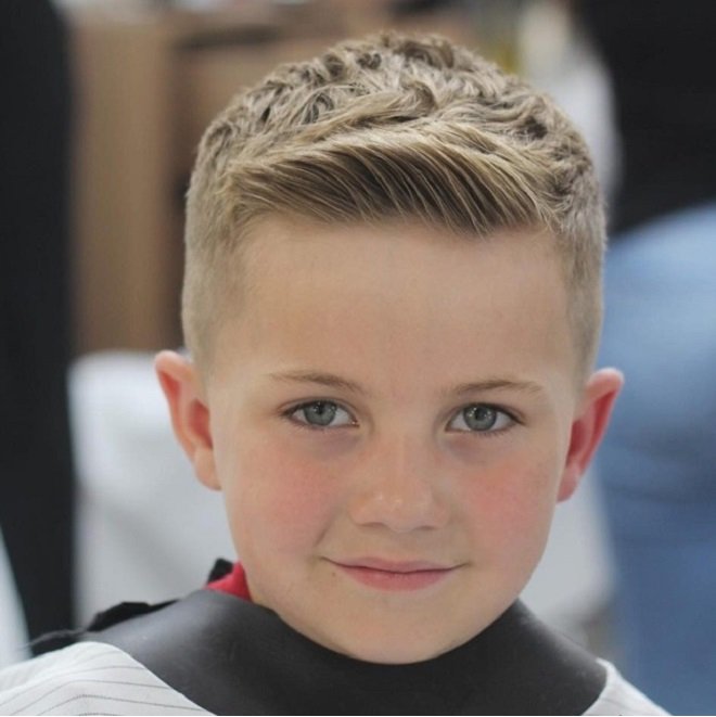 9 Kiểu tóc đẹp dễ thương cho bé trai bố mẹ không thể bỏ qua 