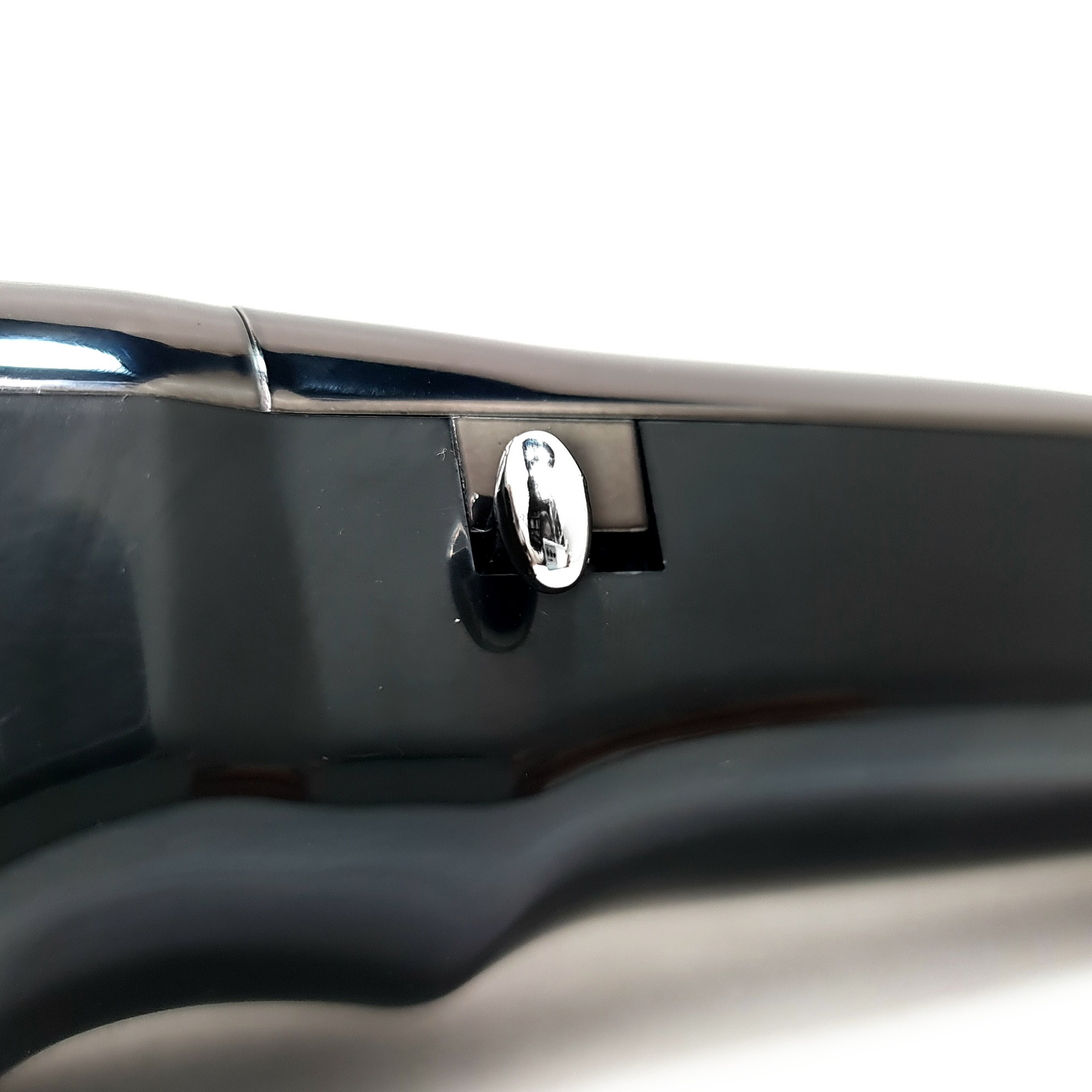 Tông đơ pin lưỡi kép Black Alpha 2 chính hãng