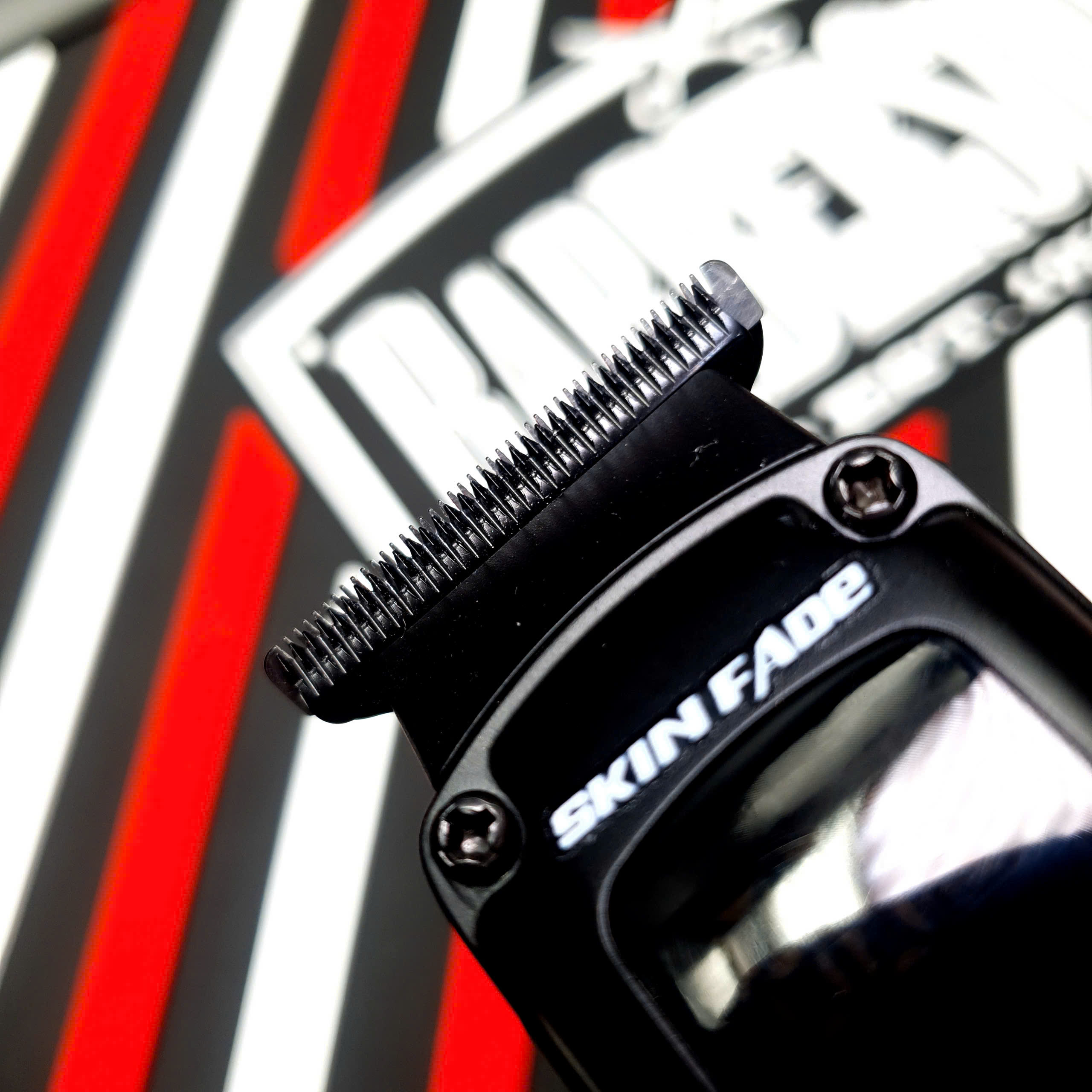 Combo Tông Đơ Skin Fade 977 Chính Hãng (3 in 1)