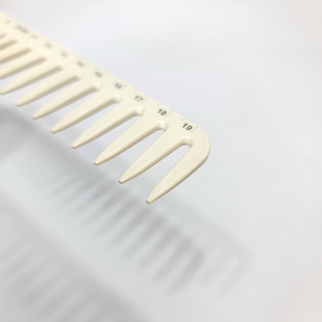 Lược 75 tạo xớ và chuốt tóc chuyên nghiệp