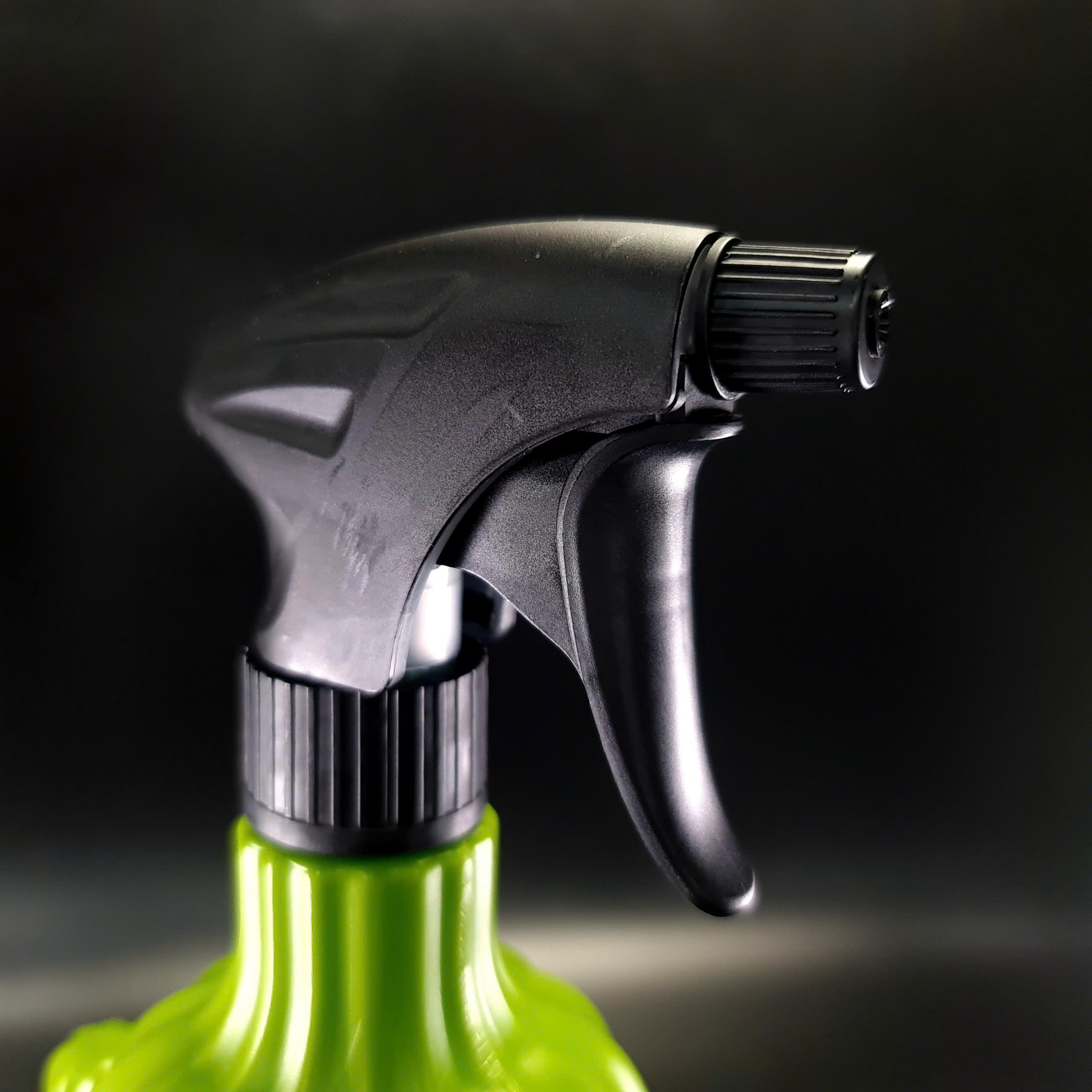 Bình Xịt Nước B13 Xương Rồng 650ml