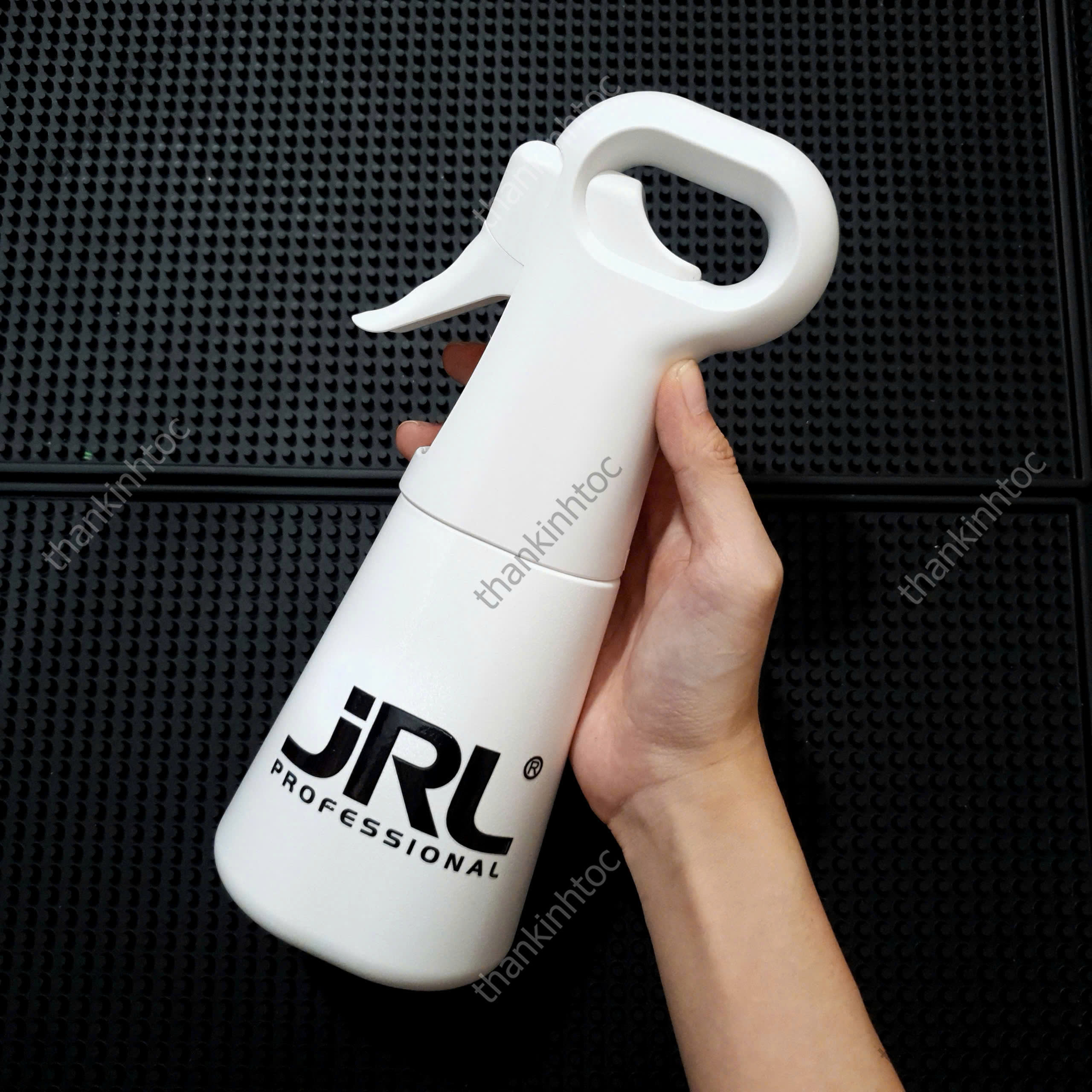 Bình Xịt Tóc Nam Nữ Nano Phun Sương White Color 300ml