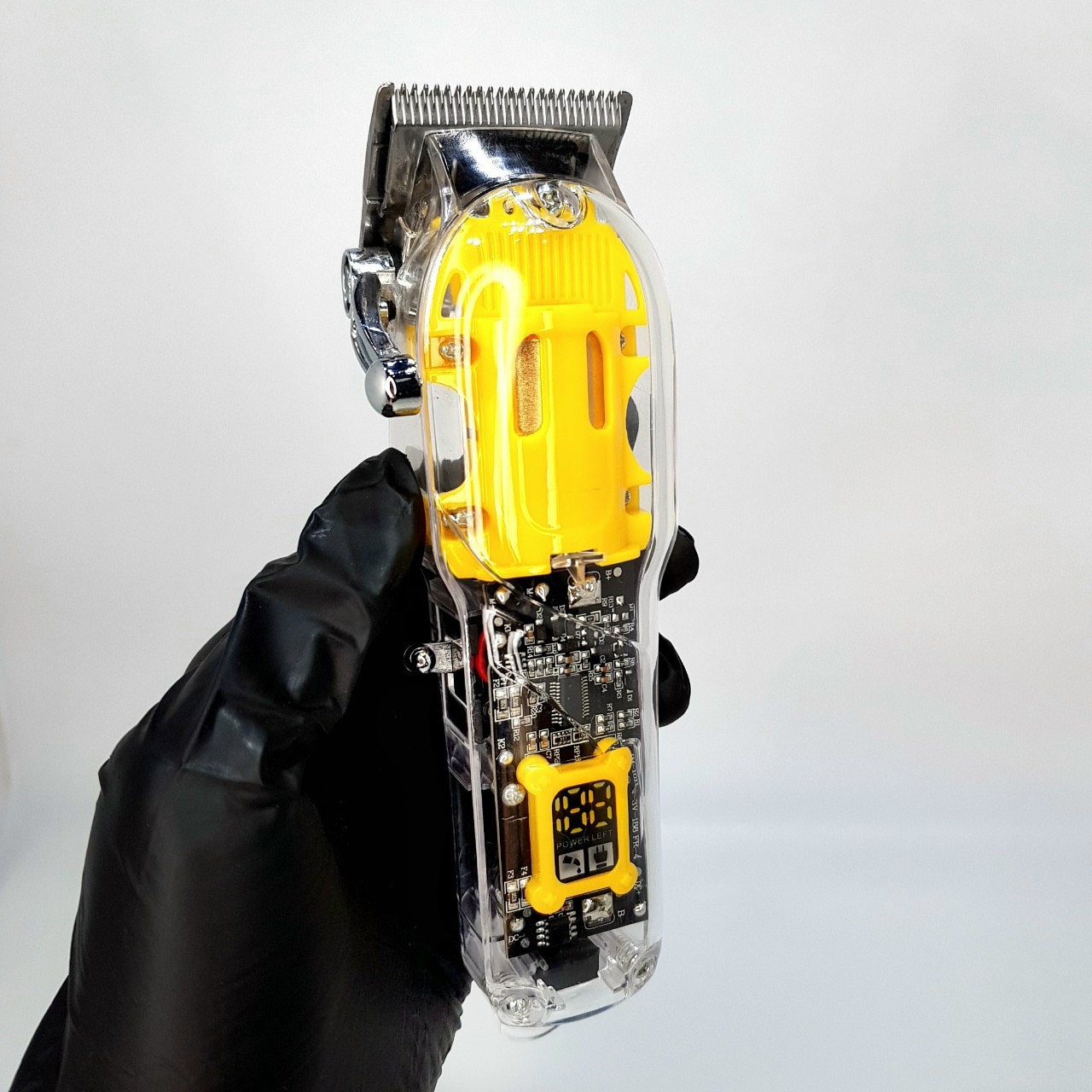 Tông đơ Pin Lưỡi đơn P7 LCD chính hãng