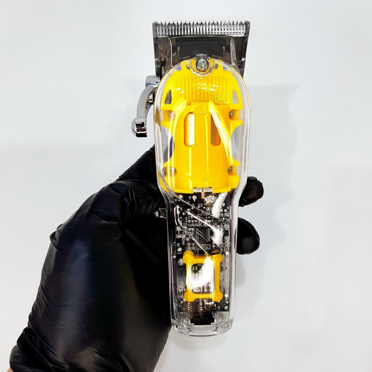 Tông đơ Pin Lưỡi đơn P7 LCD chính hãng