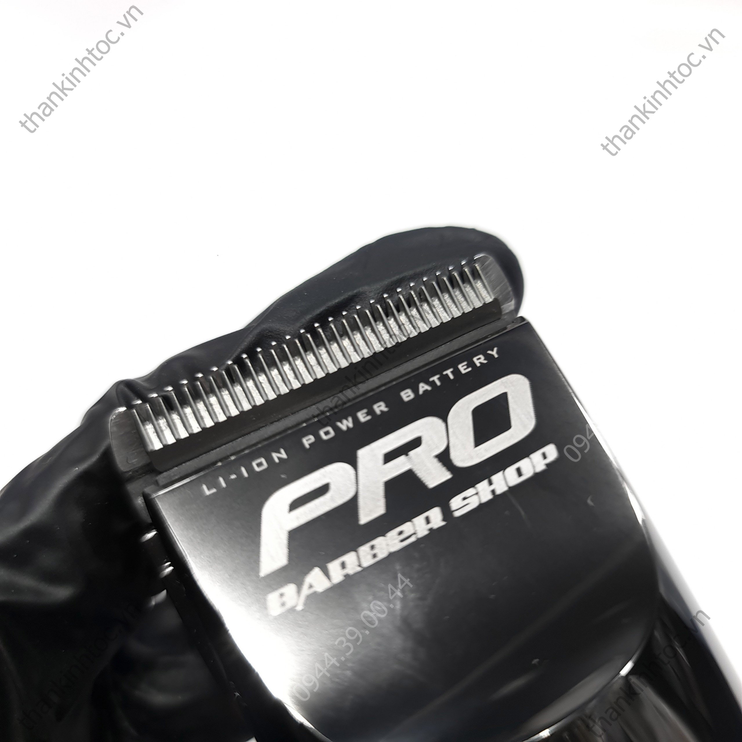 Tông đơ pin lưỡi đơn Codos 980 Pro Barbershop chính hãng