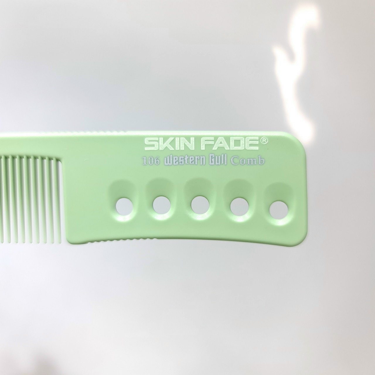 Lược 61 | Cắt tóc chuyên nghiệp